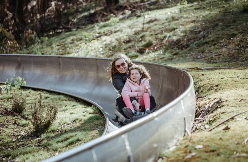 Corin Forest, Australia